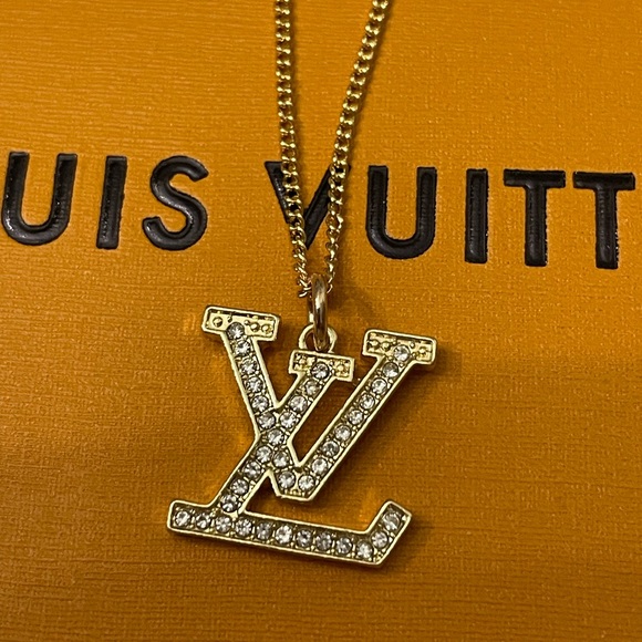 FASHION LOUIS VUITTON PULL CHARM ON CHAIN NECKLACE 16β with 3β EXTENDER 14KGP - Picture 1 of 3